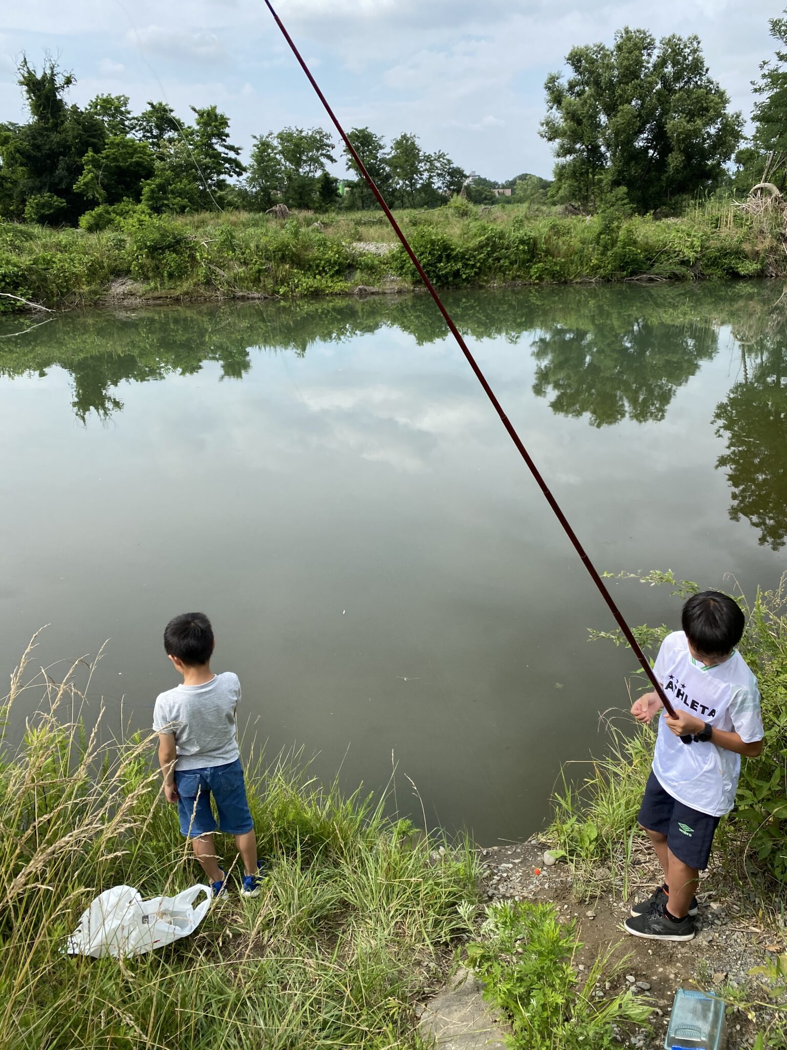 多摩川で釣り